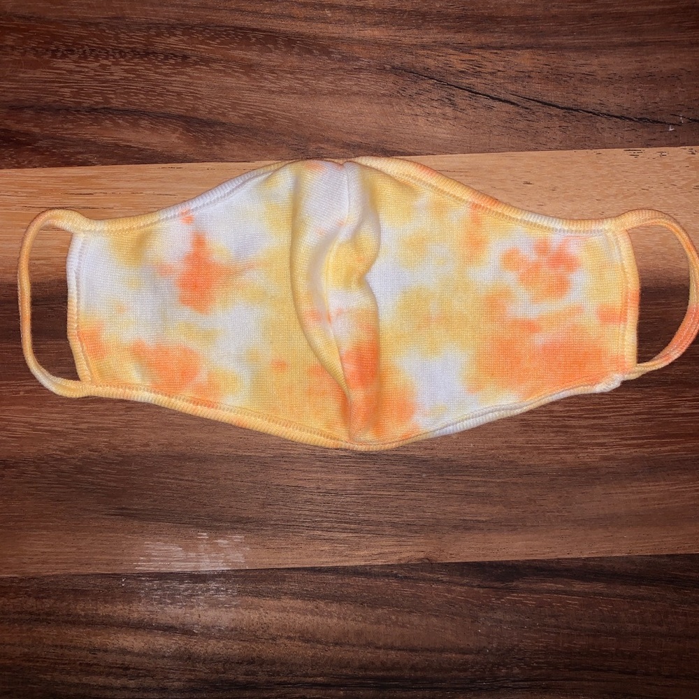 Tie dye face mask (never worn -> I made these)